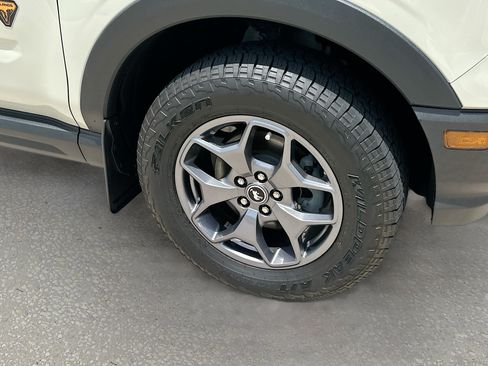 Certified 2024 Ford Bronco Sport Badlands AWD/4WD image 29
