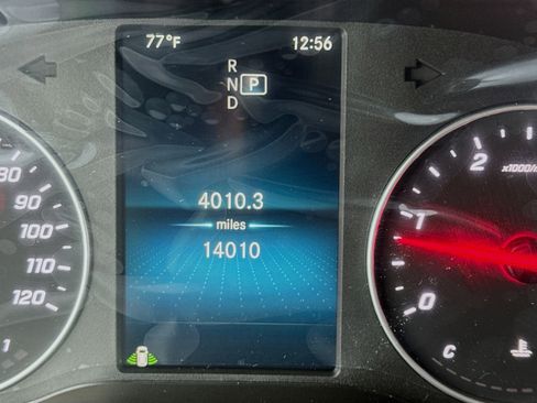 Used 2024 Mercedes-Benz Sprinter 2500 image 8