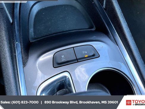 Used 2024 Chevrolet Malibu LT FWD image 22
