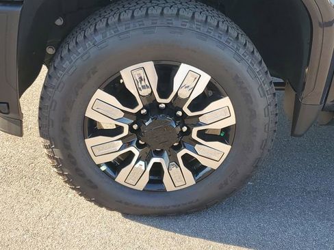 New 2026 GMC Sierra 3500 Denali w/ Denali Reserve Package image 33