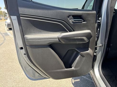 New 2026 GMC Canyon Elevation w/ LPO, Black Badging Package RWD image 22
