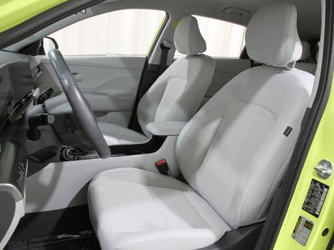 Certified 2024 Hyundai Kona SEL image 5