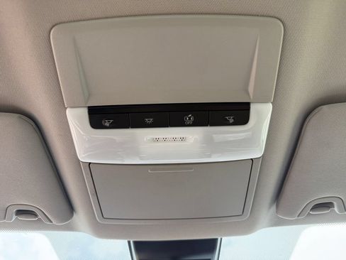 Used 2024 Nissan Altima 2.5 SV FWD image 44