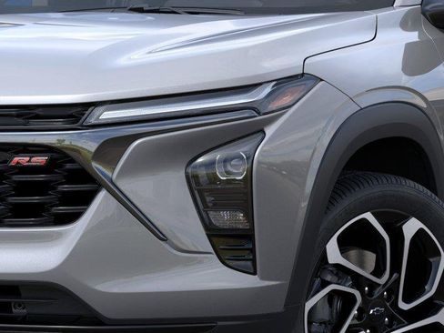 New 2026 Chevrolet Trax RS w/ Driver Confidence Package FWD image 10