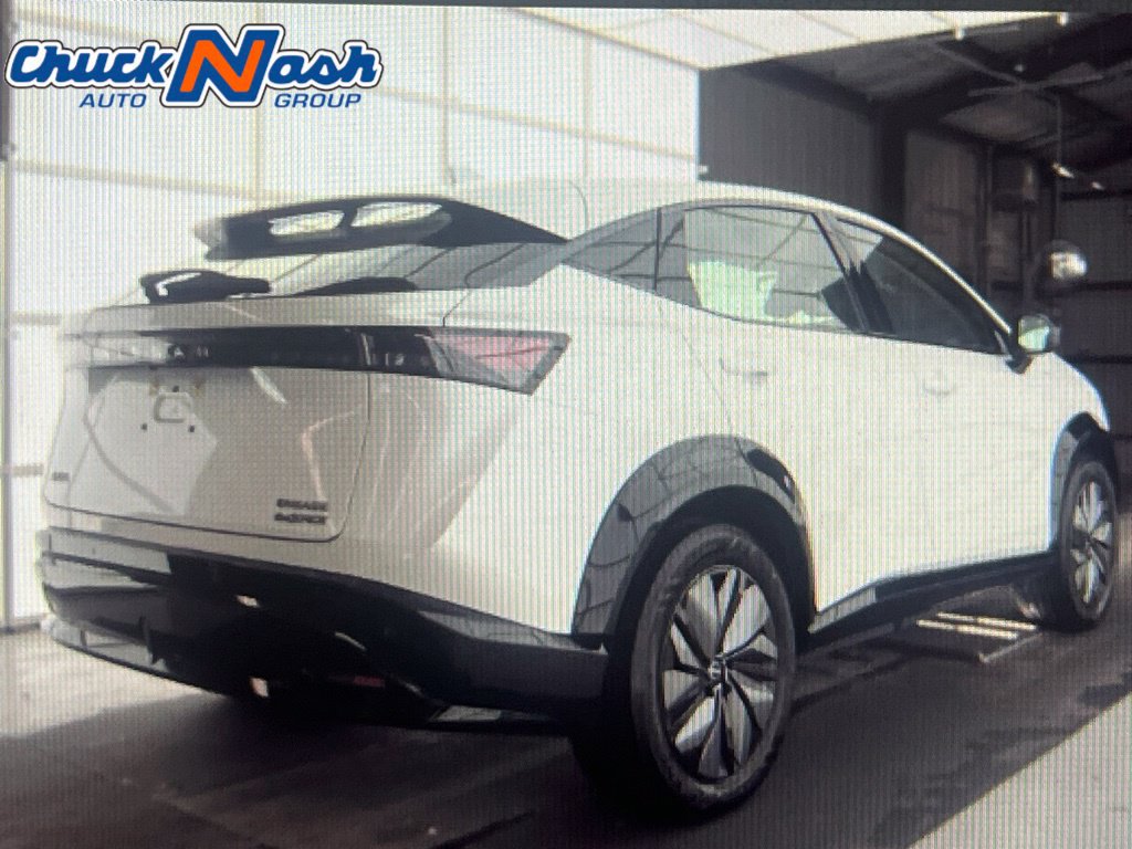 Used 2024 Nissan Ariya AWD image 3