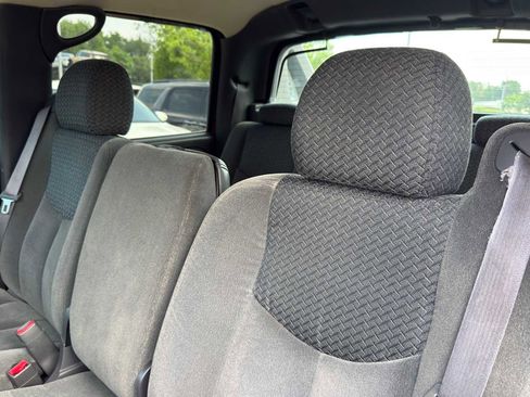 Used 2003 Chevrolet Avalanche 2WD image 11