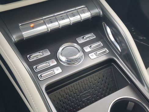 New 2026 Lincoln Nautilus Reserve image 25