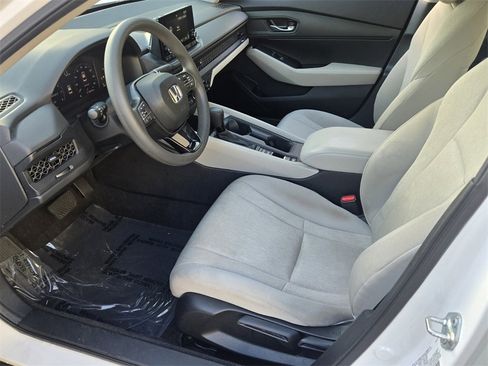 Certified 2024 Honda Accord LX image 11