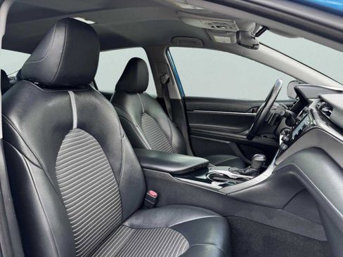 Used 2019 Toyota Camry SE image 46