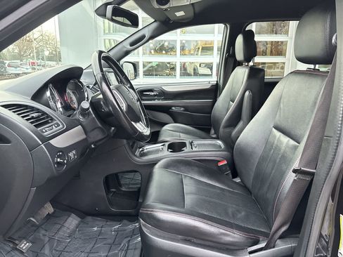 Used 2019 Dodge Grand Caravan GT image 8