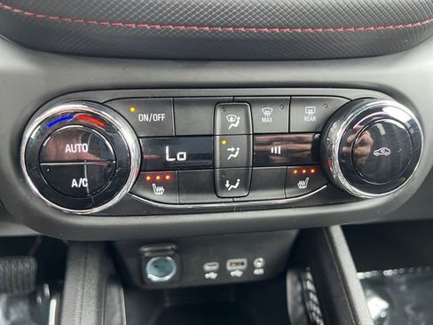 Used 2023 Chevrolet TrailBlazer RS w/ Convenience Package image 28