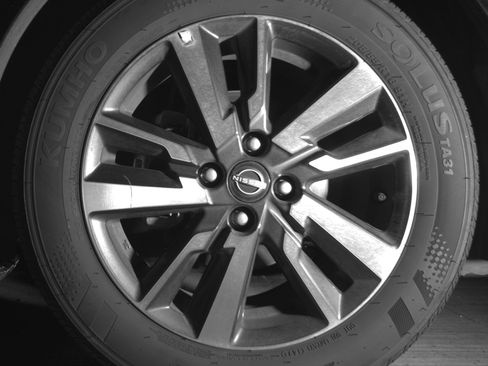 Used 2025 Nissan Versa SV FWD image 12