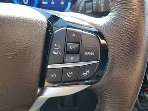 Used 2024 Ford Explorer King Ranch w/ Technology Package image 33