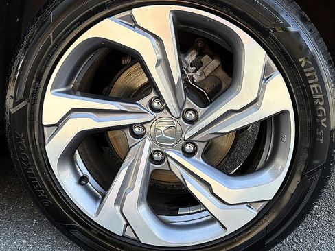 Used 2018 Honda Accord EX-L image 6