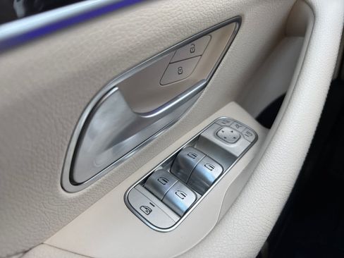 Certified 2020 Mercedes-Benz GLE 350 w/ Premium Package image 27