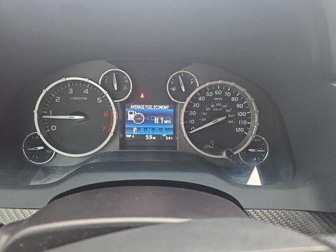 Used 2015 Toyota Tundra SR5 w/ SR5 Upgrade Package image 27