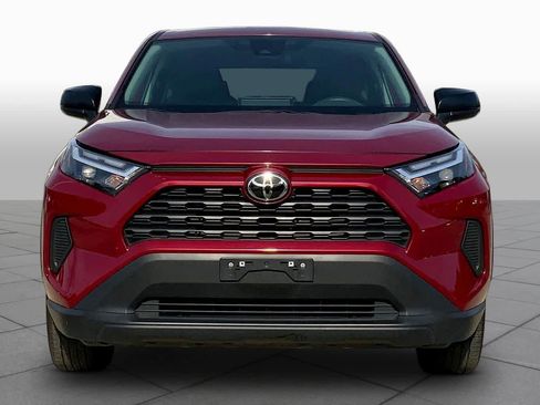 Used 2024 Toyota RAV4 LE image 4