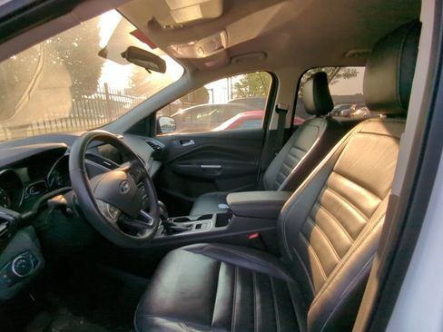 Used 2018 Ford Escape SEL FWD image 5