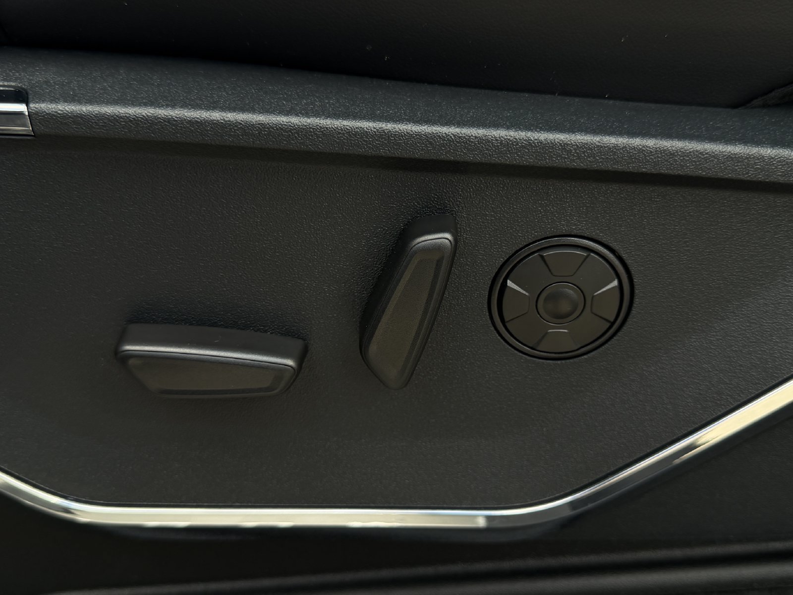 New 2026 Ford F250 Platinum AWD/4WD image 25