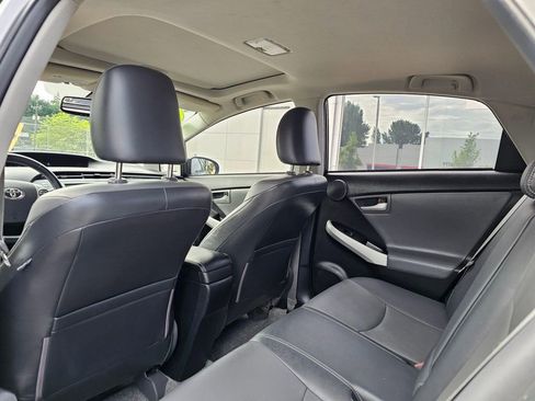 Used 2012 Toyota Prius Four w/ Deluxe Solar Roof Pkg FWD image 17