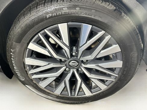 Used 2024 Nissan Altima 2.5 SV image 11