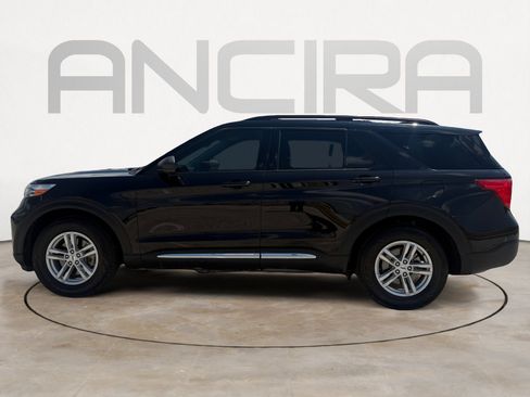 Used 2022 Ford Explorer XLT RWD image 7
