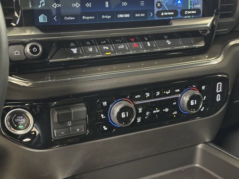 Used 2025 Chevrolet Silverado 2500 High Country w/ High Country Premium Package image 36