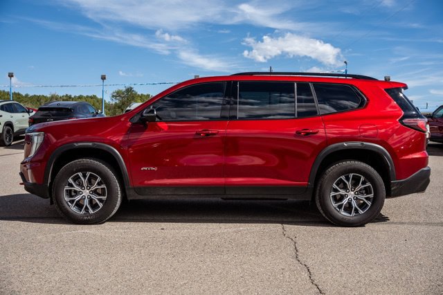 Used 2025 GMC Acadia AT4 AWD/4WD image 8