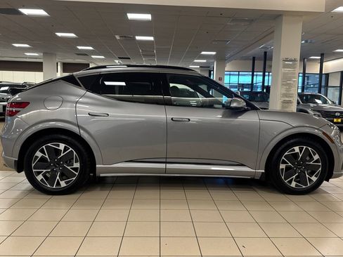 New 2026 Genesis GV60 RWD image 3