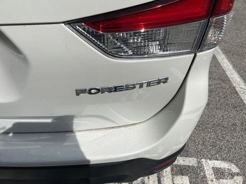 Used 2023 Subaru Forester Premium AWD/4WD image 7