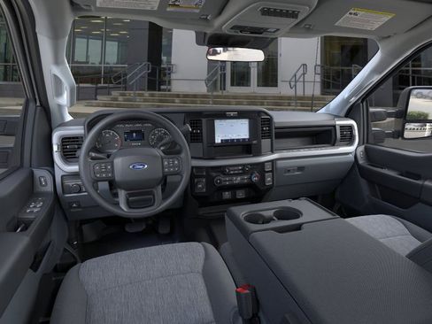 New 2026 Ford F550 4x4 Supercab Super Duty image 9