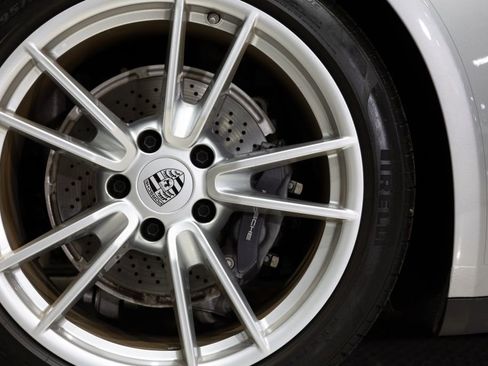 Used 2023 Porsche 911 Carrera w/ Sport Chrono Package image 27