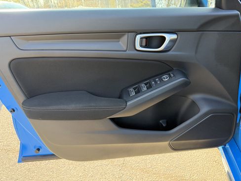 Used 2024 Honda Civic Sport image 11