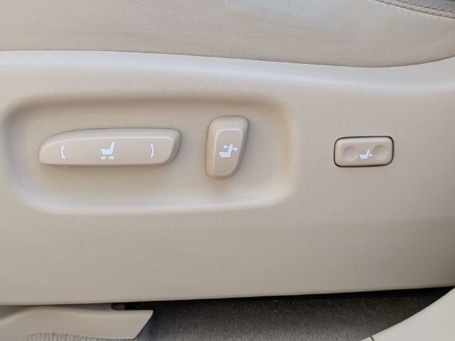 Used 2013 Lexus RX 350 FWD w/ Premium Pkg image 20