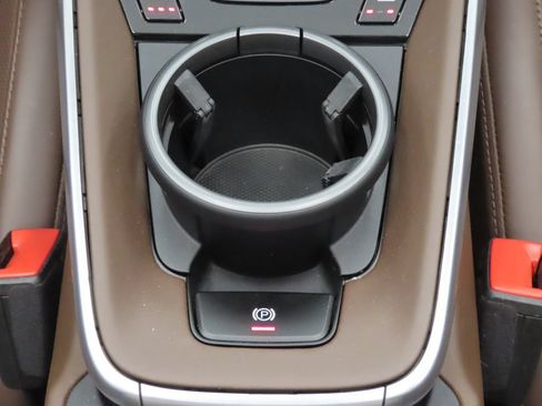 Certified 2025 Porsche 911 Carrera 4 GTS AWD/4WD image 39