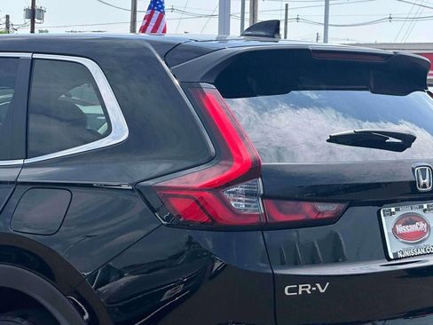 Used 2023 Honda CR-V EX image 9
