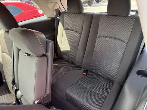 Used 2015 Dodge Journey SXT w/ Flexible Seating Group image 26