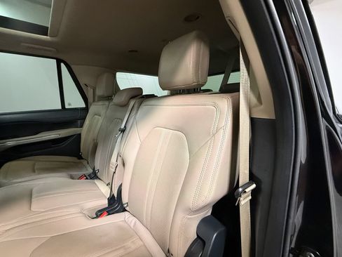 Used 2024 Ford Expedition Max Limited AWD/4WD image 48