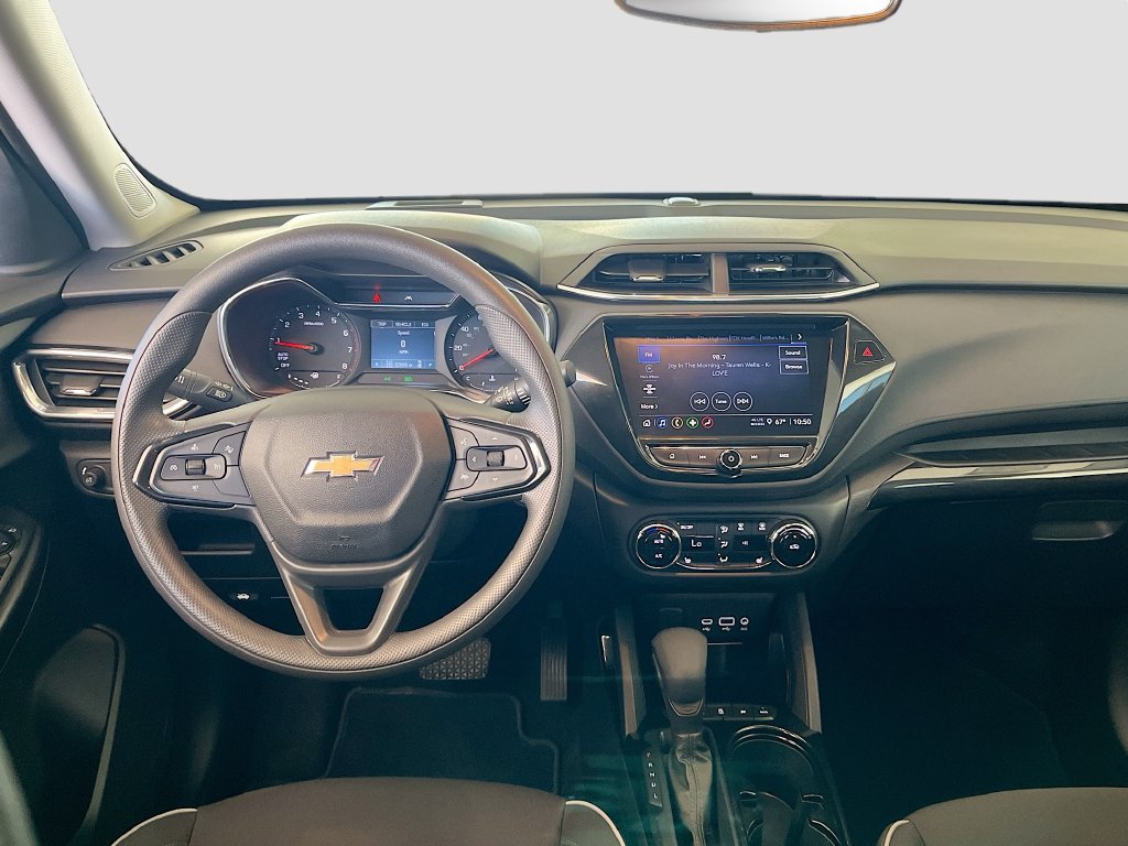 Used 2022 Chevrolet TrailBlazer LT w/ Convenience Package AWD/4WD image 22