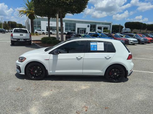 Used 2021 Volkswagen GTI SE FWD image 11