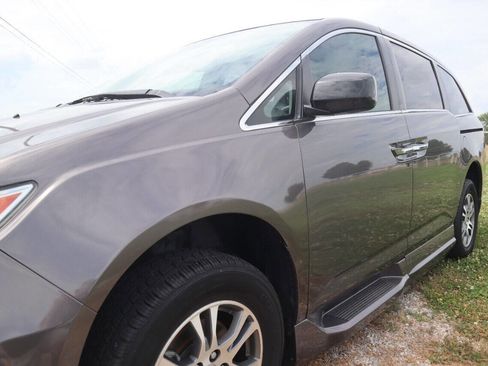 Used 2011 Honda Odyssey EX-L image 14