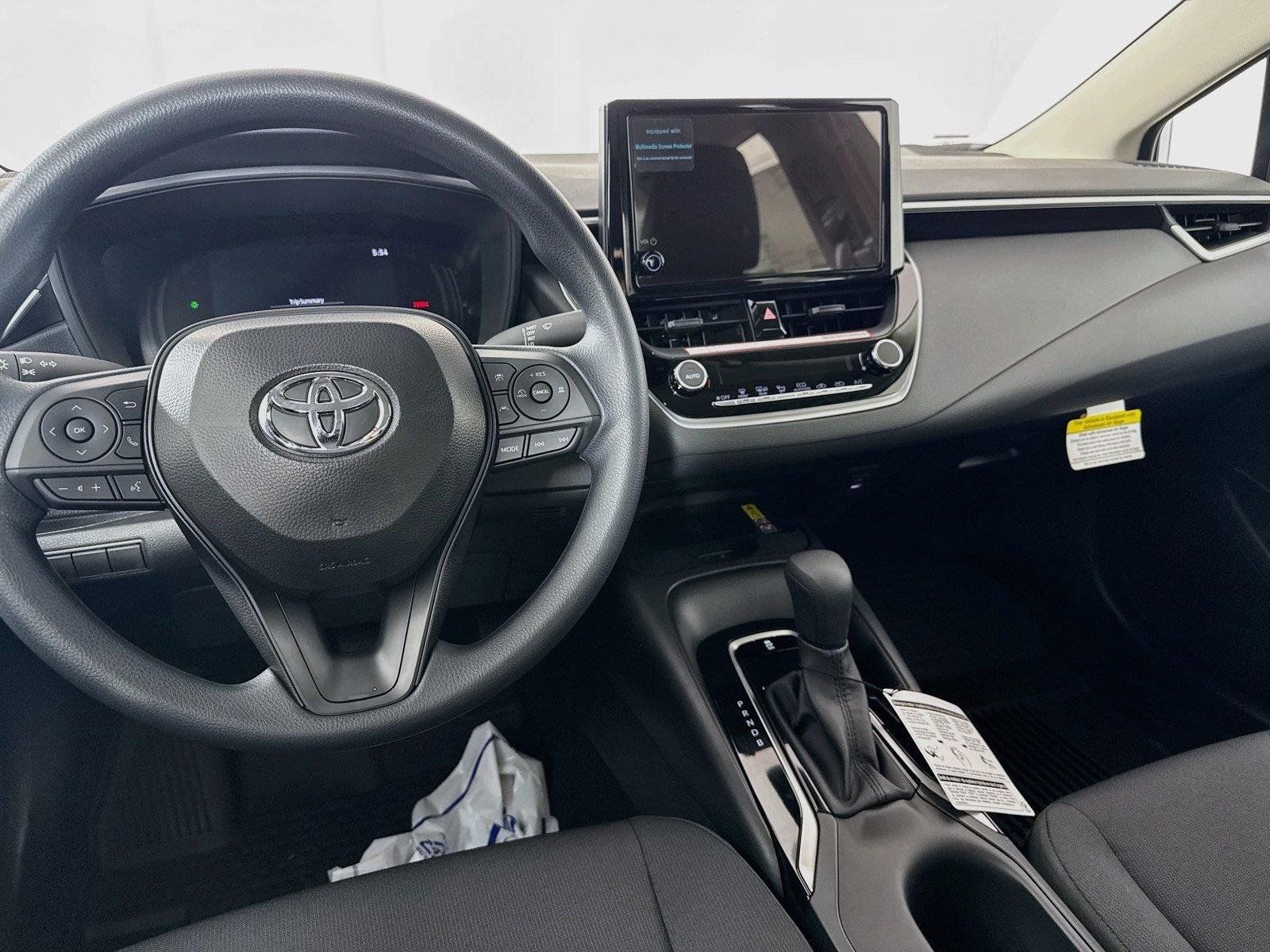 New 2026 Toyota Corolla LE w/ LE Premium Package FWD image 32