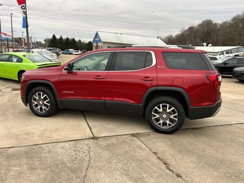 Used 2023 GMC Acadia SLE w/ Driver Convenience Package image 6