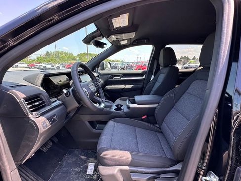 New 2026 GMC Terrain Elevation w/ Technology Package II AWD/4WD image 14