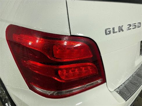 Used 2014 Mercedes-Benz GLK 250 BlueTEC 4MATIC image 20