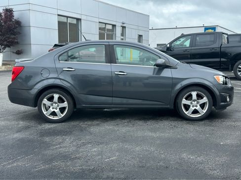 Used 2013 Chevrolet Sonic LTZ FWD image 8