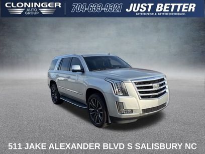 Used 2016 Cadillac Escalade Luxury