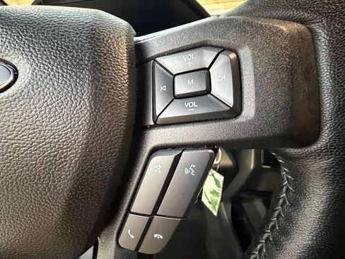 Used 2018 Ford F150 XLT w/ Equipment Group 302A Luxury AWD/4WD image 25