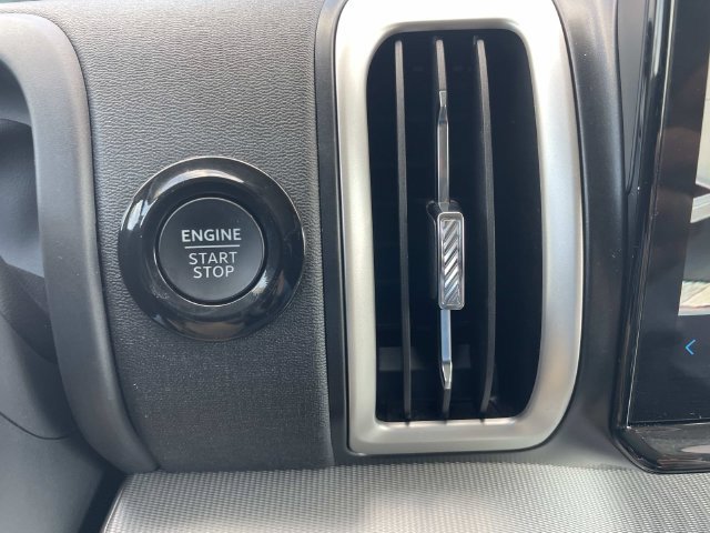 Used 2025 Ford Expedition Active AWD/4WD image 36