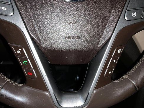 Used 2015 Hyundai Santa Fe Limited image 22